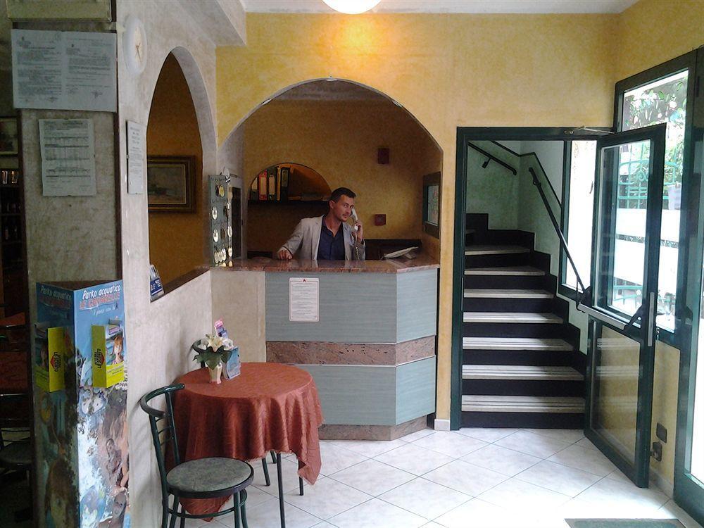 Hotel Lady Susanna Varazze Kültér fotó